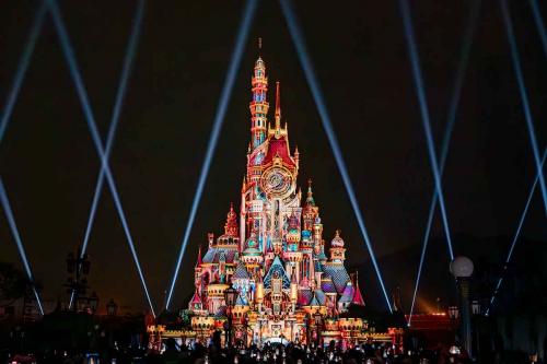 D1-29 NEFFUL-DISNEY-2025-0429