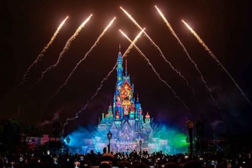 D1-30 NEFFUL-DISNEY-2025-0438